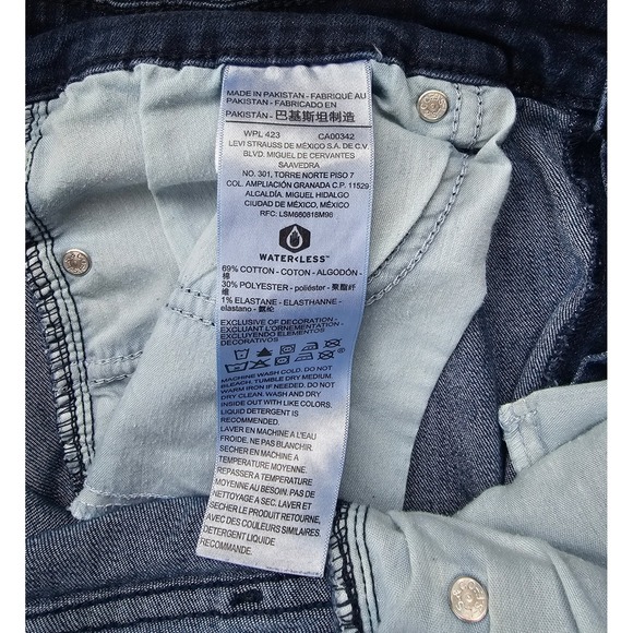 Signature Levi Strauss Mid Rise Bootcut Jeans Dark Wash Denim Size 14 - Picture 7 of 8